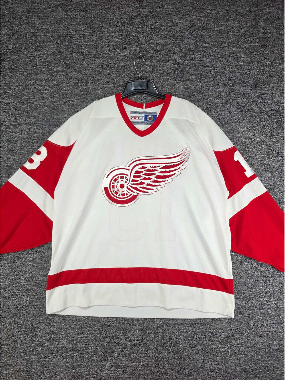 CCM Detroit Red Wings Pavel Datsyuk #13 NHL Hockey Jersey White/Red XL